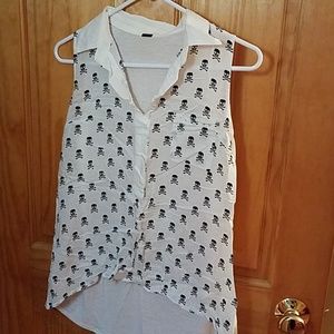 Small skull tank